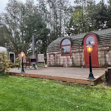 Tin Town * 奥斯楚特