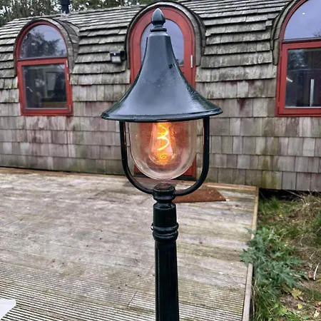 Tin Town 假日公园