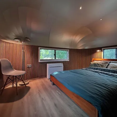 Tin Town 奥斯楚特