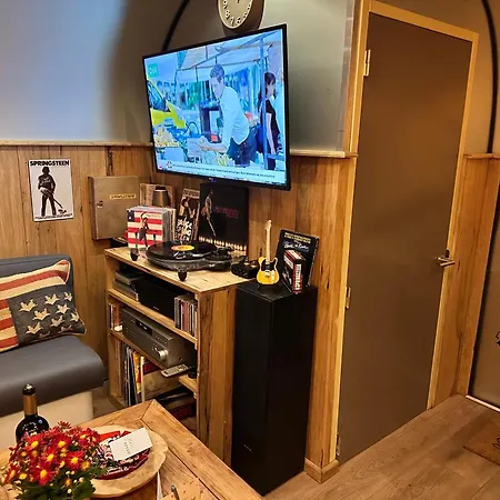 假日公园 Tin Town