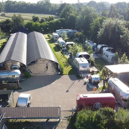 Kompleks wypoczynkowy Tin Town Oirschot