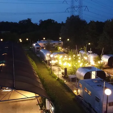 Tin Town Kompleks wypoczynkowy Oirschot