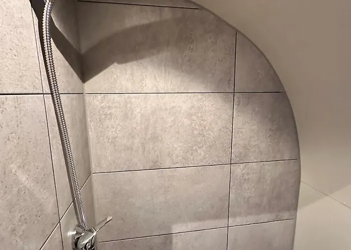 Tin Town - Unieke Vintage Trailers & Vakantiehuisjes In De *