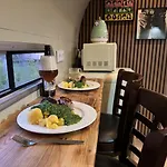 Tin Town - Unieke Vintage Trailers & Vakantiehuisjes In De Kompleks wypoczynkowy