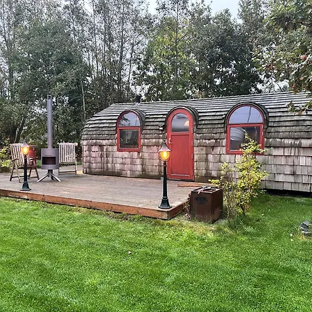 Tin Town - Unieke Vintage Trailers & Vakantiehuisjes In De * Oirschot