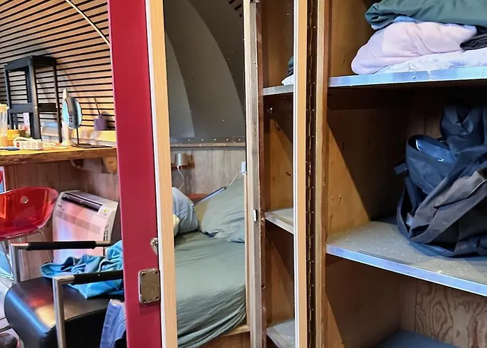 Tin Town - Unieke Vintage Trailers & Vakantiehuisjes In De * Oirschot