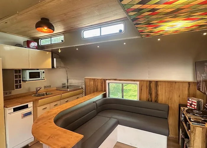 Tin Town - Unieke Vintage Trailers & Vakantiehuisjes In De Parco vacanze