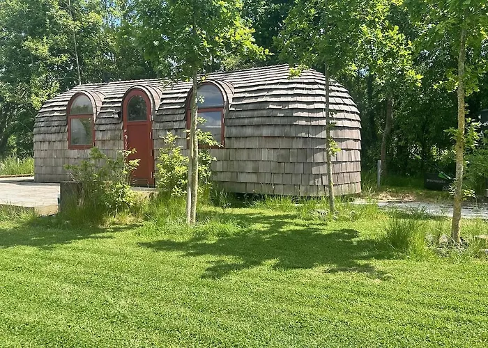 Tin Town - Unieke Vintage Trailers & Vakantiehuisjes In De